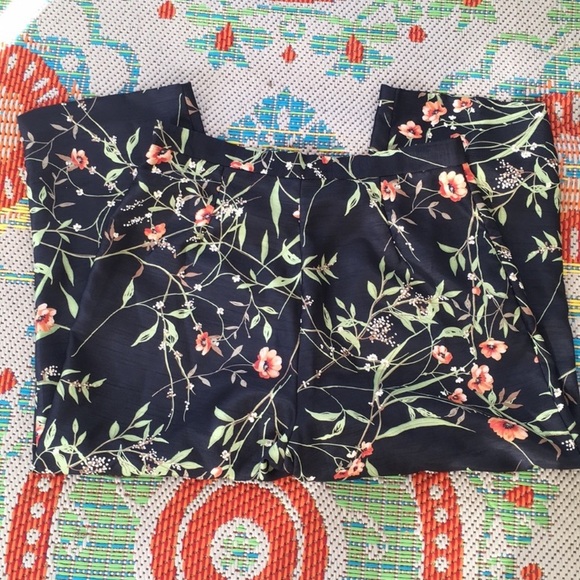 Floral Print Pants - Size 12 - Picture 6 of 7